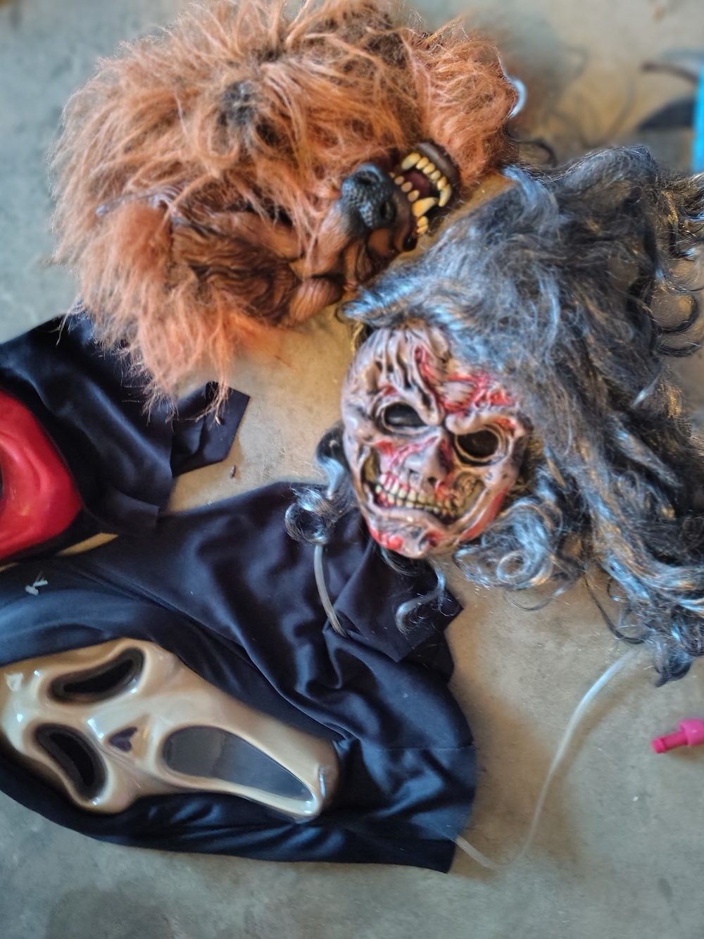 Adult Halloween Mask Set - Brown Werewolf & Gray Zombie Skull